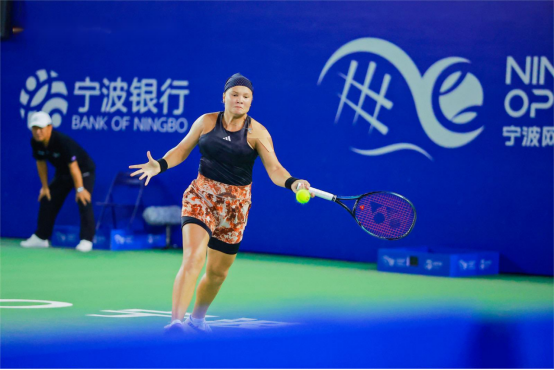 也彰显了球 也彰显了球