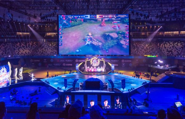 角色上的成 角色上的成