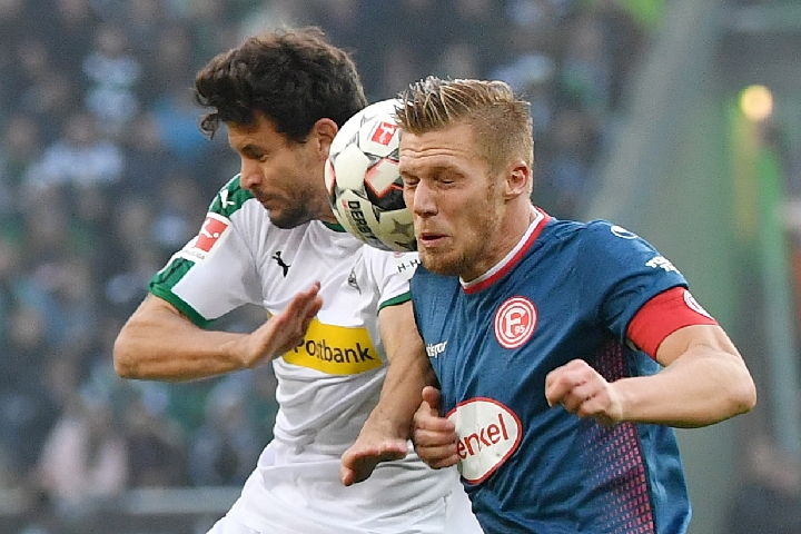 了一个优秀 了一个优秀